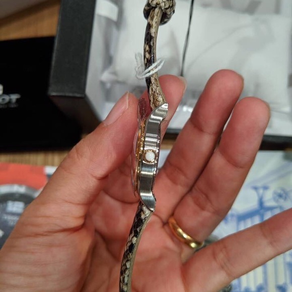 Tissot Bella Ora Piccola White Dial Ladies Watch main image 4